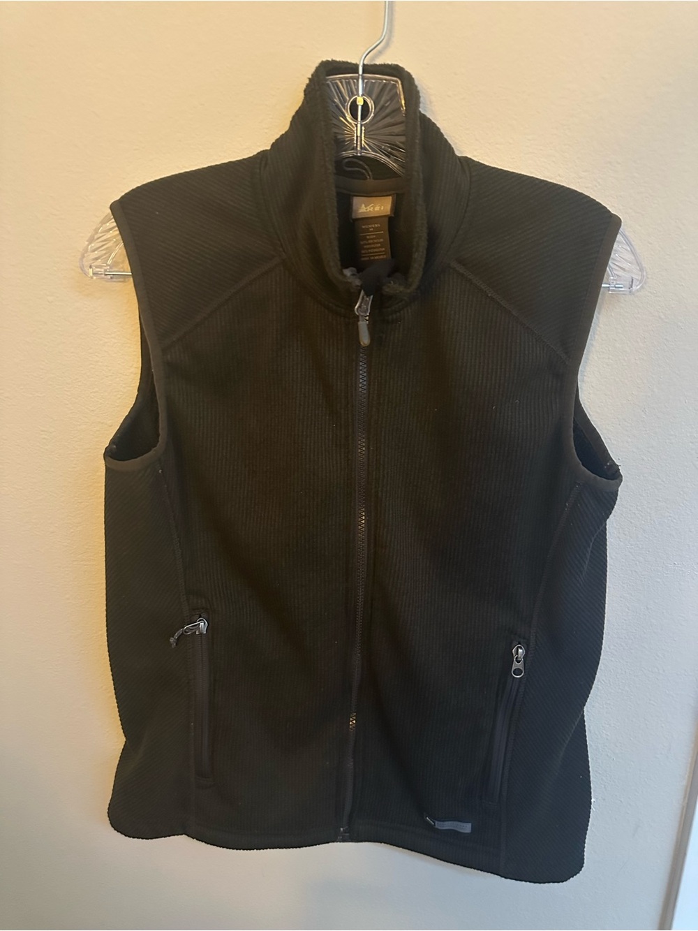 REI Women’s Brown Quilted Fleece Vest, Size Medium.